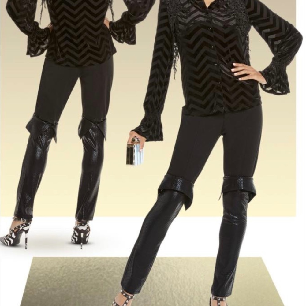 Love The Queen Black Boot Look Leg